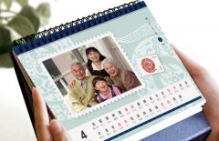 挂历销量减7成 2013年喜用照片做台历